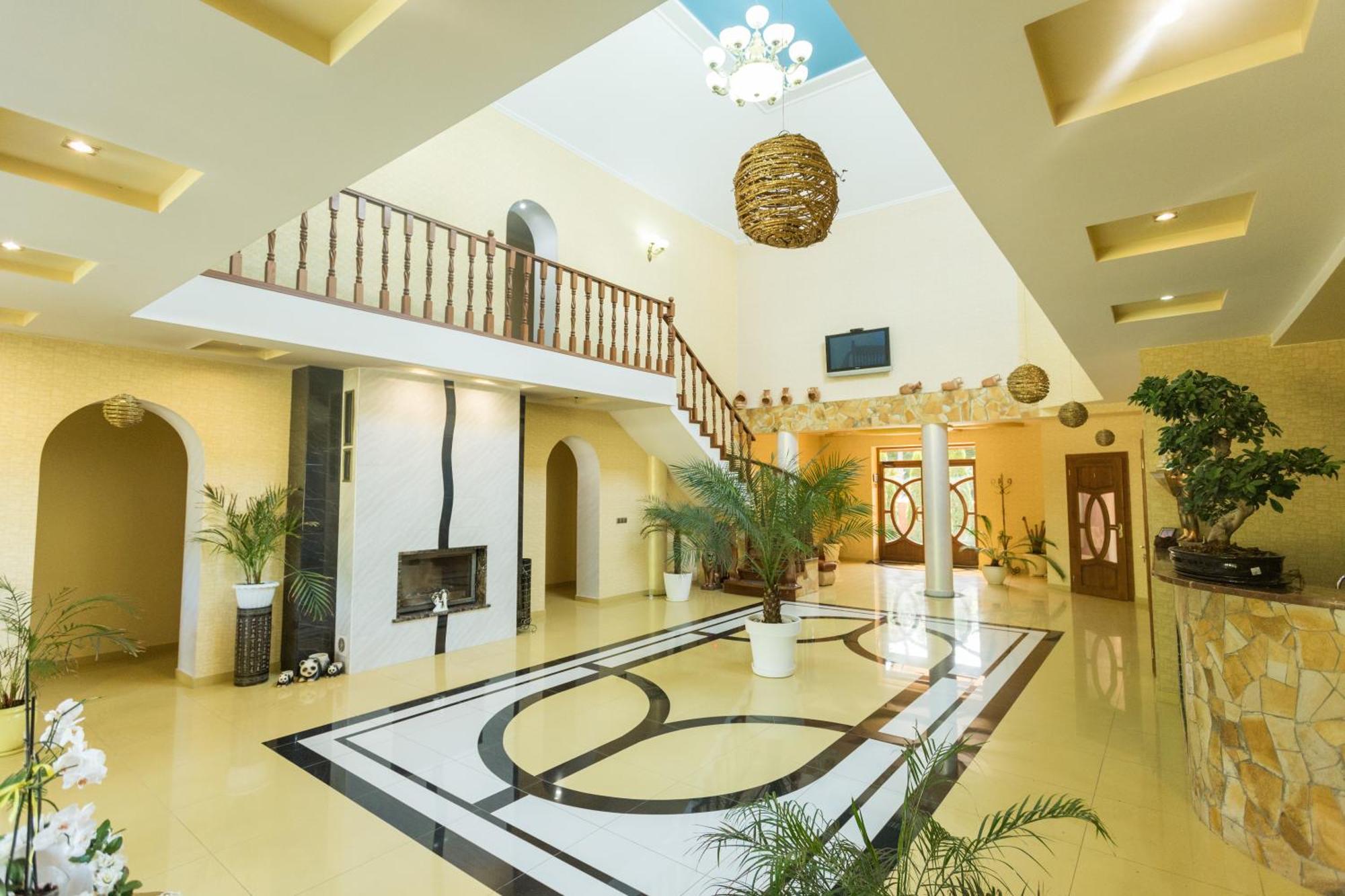 Villa Fenix แบรฮอฟ ภายนอก รูปภาพ